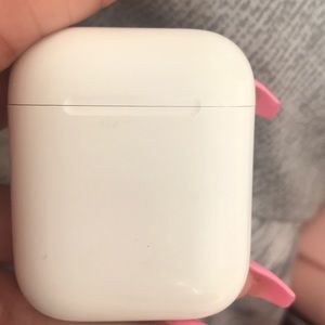 Apple AirPods Generation 1 (Great Condition)